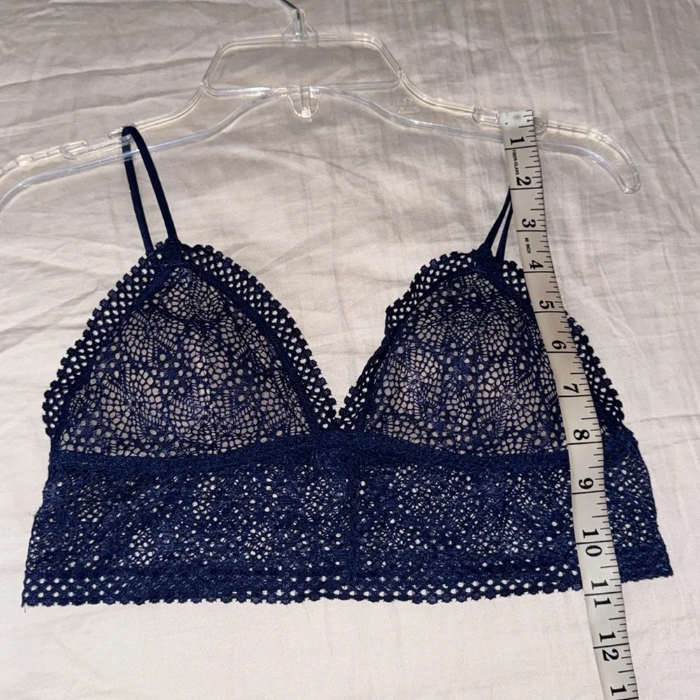 Victoria’s Secret Blue Lace Bralette Size S